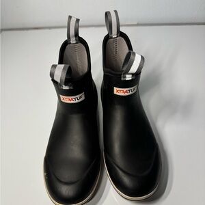 Women’s Xtratuf Boot Size 7